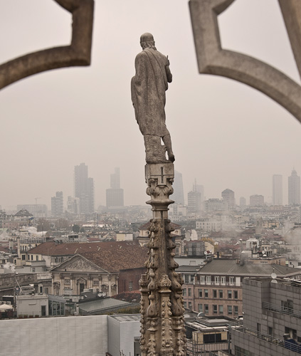 Rytas,rūkas, Milanas. 2014 lapkritis